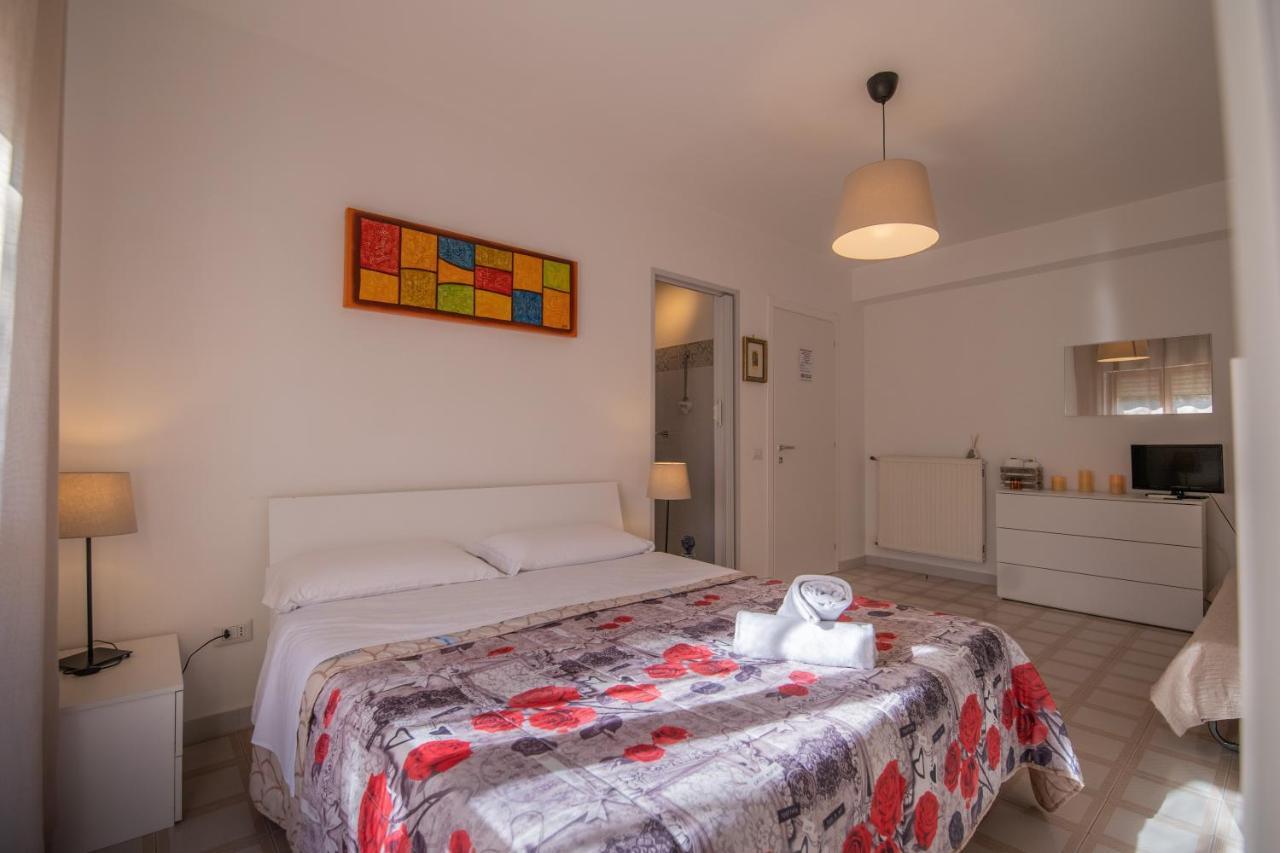 B&B A Casa Di Amici Καζέρτα Εξωτερικό φωτογραφία