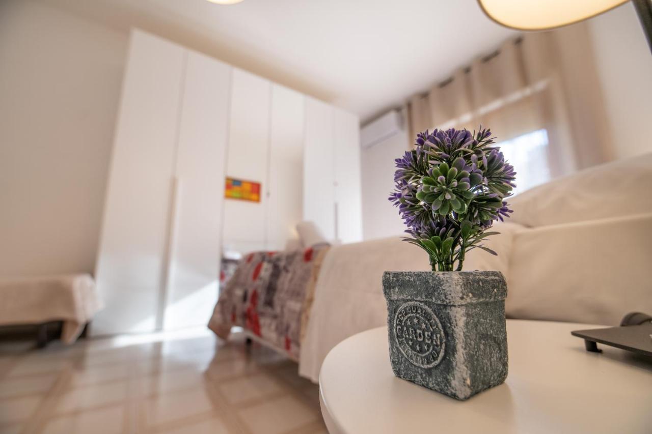 B&B A Casa Di Amici Καζέρτα Εξωτερικό φωτογραφία